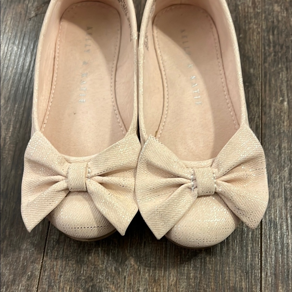 Pastel Pink Bow Flats - Picture 5 of 8